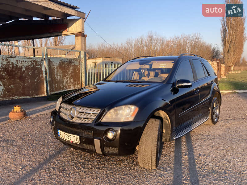 Mercedes-Benz M-Class 2007