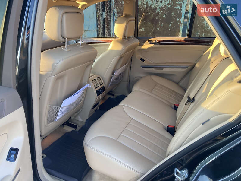 Внедорожник / Кроссовер Mercedes-Benz M-Class 2007 в Ракитном