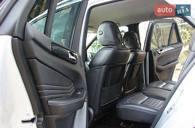 Внедорожник / Кроссовер Mercedes-Benz M-Class 2013 в 