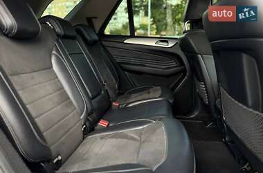 Позашляховик / Кросовер Mercedes-Benz M-Class 2013 в 