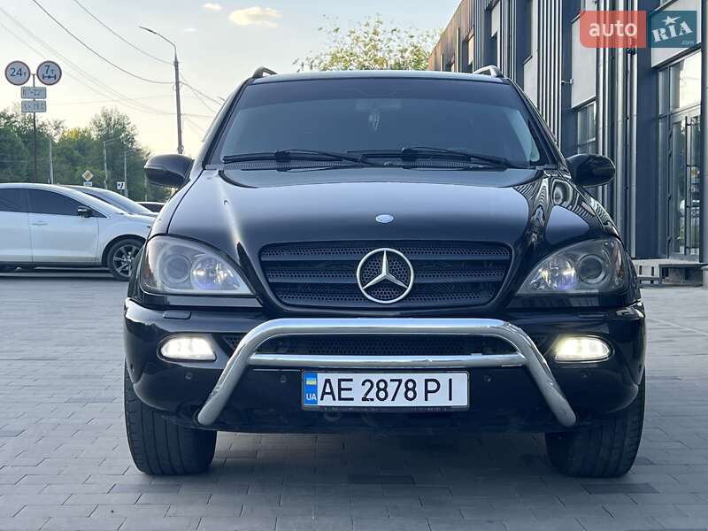 Внедорожник / Кроссовер Mercedes-Benz M-Class 2003 в Днепре фото 3 Внедорожник / Кроссовер Mercedes-Benz M-Class 2003 в Днепре