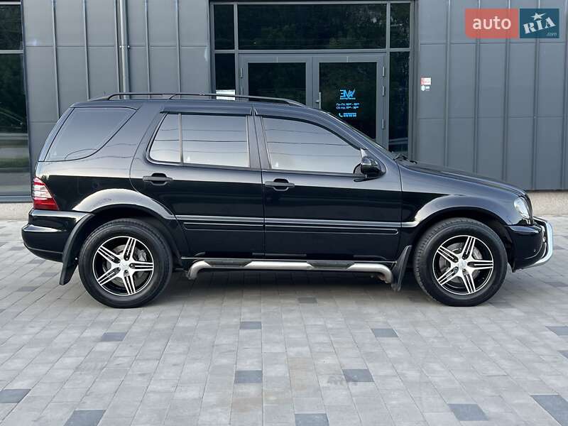 Внедорожник / Кроссовер Mercedes-Benz M-Class 2003 в Днепре фото 10 Внедорожник / Кроссовер Mercedes-Benz M-Class 2003 в Днепре