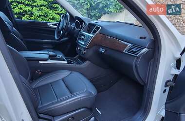 Внедорожник / Кроссовер Mercedes-Benz M-Class 2012 в 
