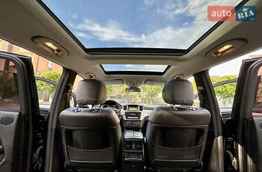 Внедорожник / Кроссовер Mercedes-Benz M-Class 2011 в 