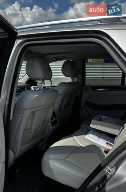 Внедорожник / Кроссовер Mercedes-Benz M-Class 2014 в 