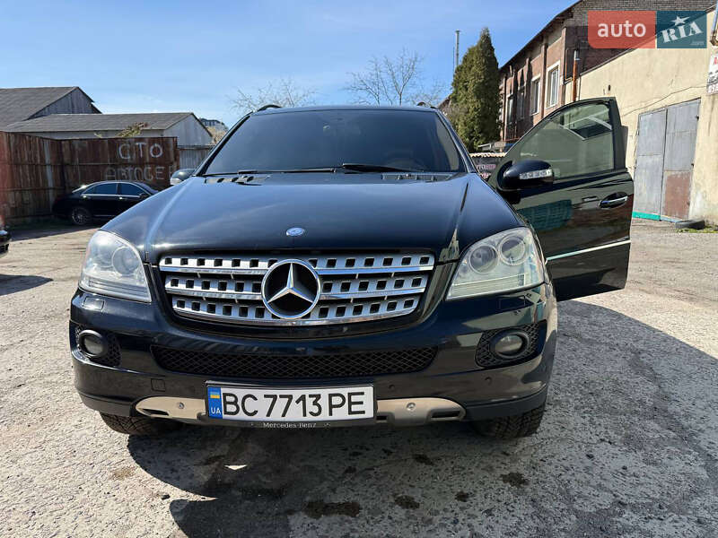 Mercedes-Benz M-Class 2007