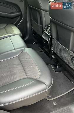 Внедорожник / Кроссовер Mercedes-Benz M-Class 2013 в 