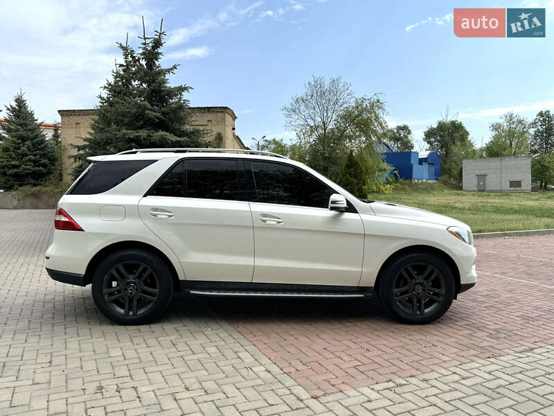 Внедорожник / Кроссовер Mercedes-Benz M-Class 2012 в Харькове