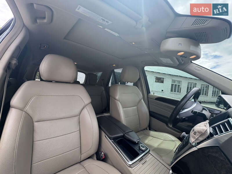 Внедорожник / Кроссовер Mercedes-Benz M-Class 2013 в Черновцах