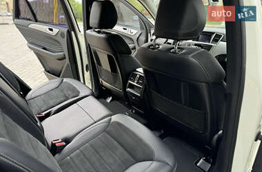 Позашляховик / Кросовер Mercedes-Benz M-Class 2013 в 