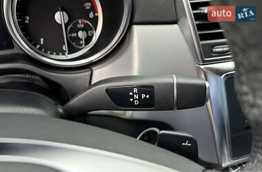Позашляховик / Кросовер Mercedes-Benz M-Class 2013 в 