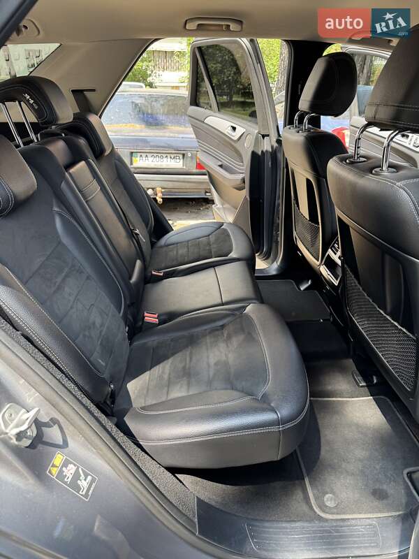 Позашляховик / Кросовер Mercedes-Benz M-Class 2013 в Києві