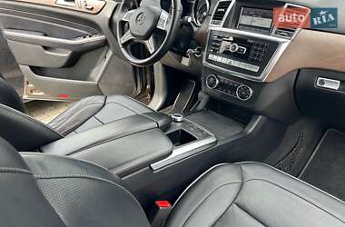 Внедорожник / Кроссовер Mercedes-Benz M-Class 2013 в 