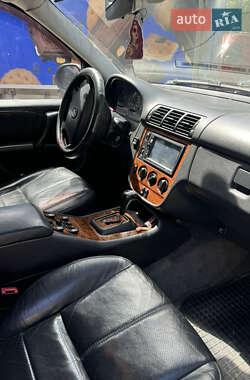 Внедорожник / Кроссовер Mercedes-Benz M-Class 2001 в 