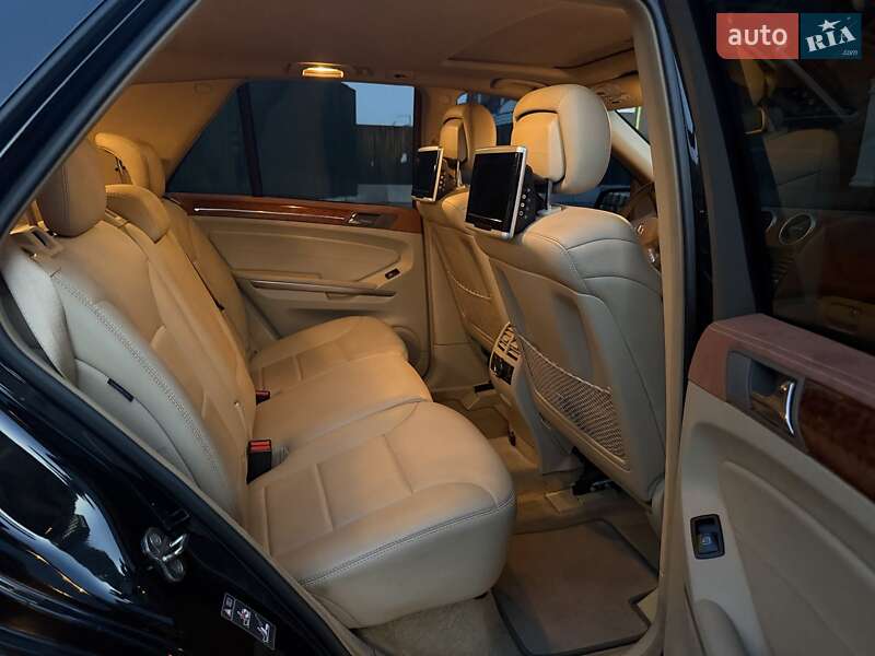 Позашляховик / Кросовер Mercedes-Benz M-Class 2008 в Києві