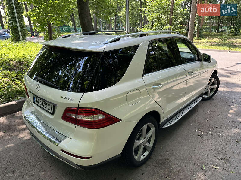 Внедорожник / Кроссовер Mercedes-Benz M-Class 2013 в Харькове