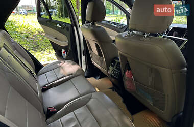 Внедорожник / Кроссовер Mercedes-Benz M-Class 2013 в 