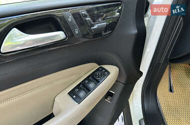 Внедорожник / Кроссовер Mercedes-Benz M-Class 2013 в 