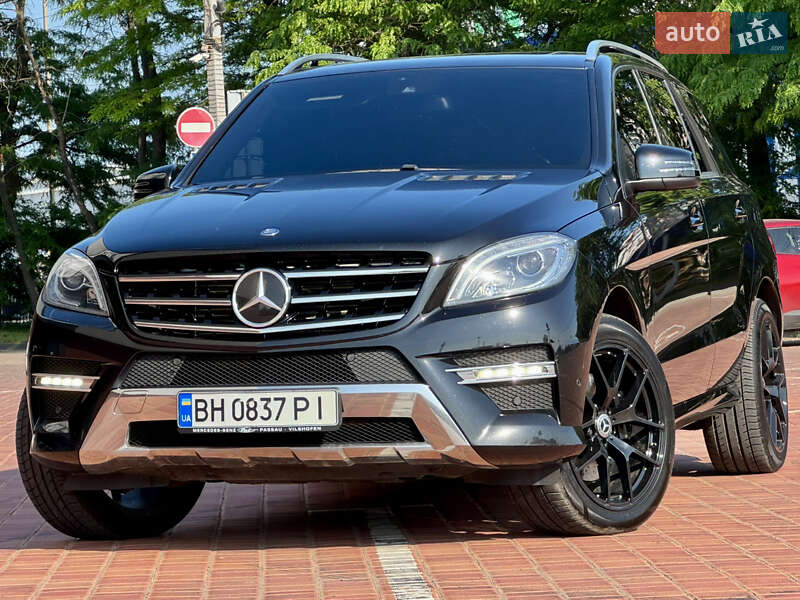 Внедорожник / Кроссовер Mercedes-Benz M-Class 2013 в Одессе