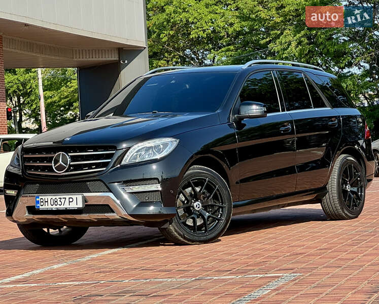 Внедорожник / Кроссовер Mercedes-Benz M-Class 2013 в Одессе