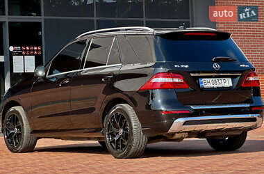 Внедорожник / Кроссовер Mercedes-Benz M-Class 2013 в 