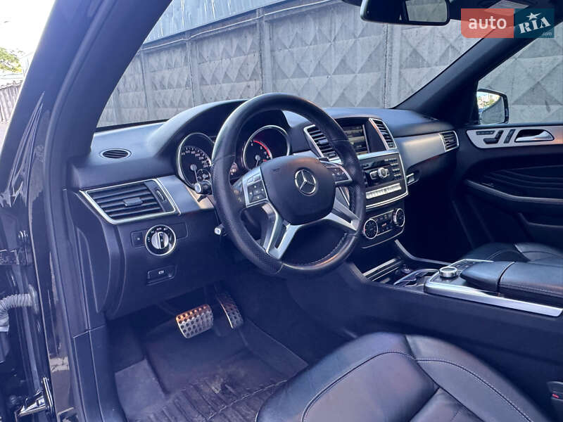 Внедорожник / Кроссовер Mercedes-Benz M-Class 2013 в Одессе