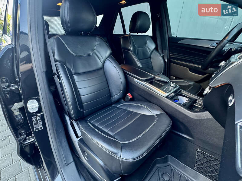 Внедорожник / Кроссовер Mercedes-Benz M-Class 2013 в Одессе