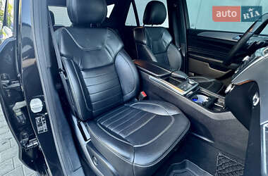 Внедорожник / Кроссовер Mercedes-Benz M-Class 2013 в 
