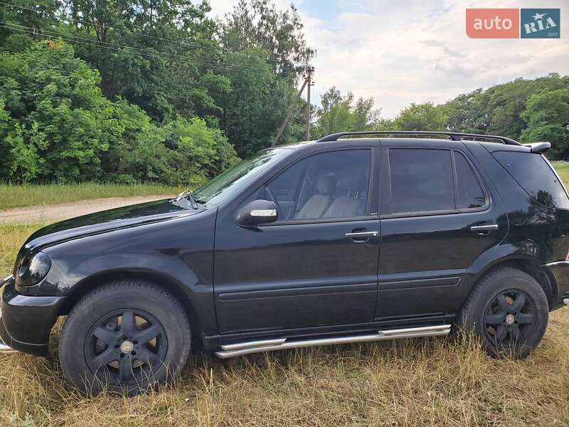 Внедорожник / Кроссовер Mercedes-Benz M-Class 2001 в Киеве
