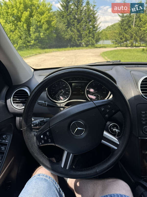 Внедорожник / Кроссовер Mercedes-Benz M-Class 2007 в Золотоноше