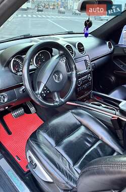 Внедорожник / Кроссовер Mercedes-Benz M-Class 2007 в 