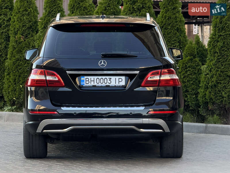 Внедорожник / Кроссовер Mercedes-Benz M-Class 2013 в Одессе