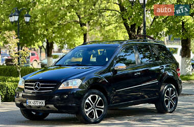 Внедорожник / Кроссовер Mercedes-Benz M-Class 2007 в 