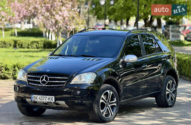 Внедорожник / Кроссовер Mercedes-Benz M-Class 2007 в 
