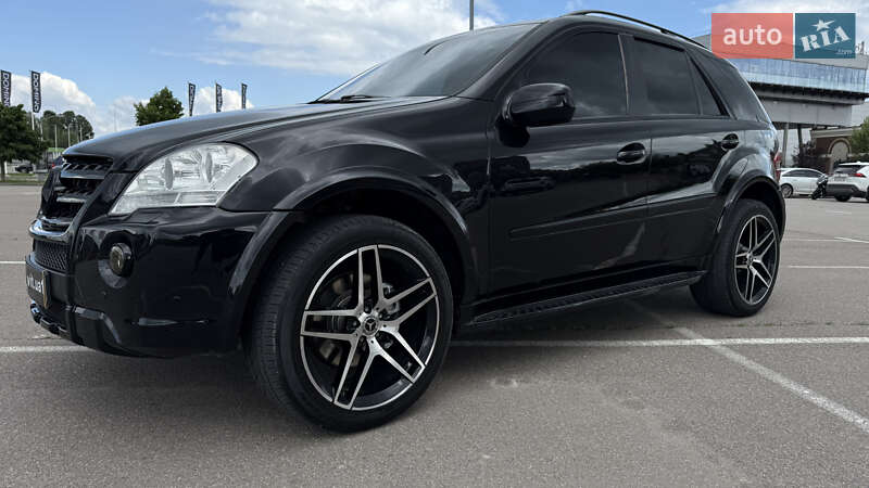 Внедорожник / Кроссовер Mercedes-Benz M-Class 2010 в 