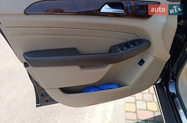 Внедорожник / Кроссовер Mercedes-Benz M-Class 2013 в 