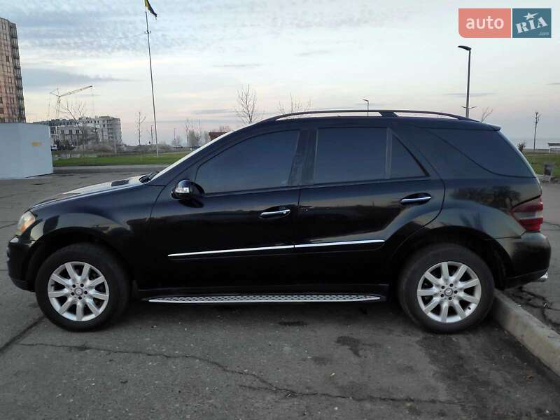 Позашляховик / Кросовер Mercedes-Benz M-Class 2008 в Черкасах