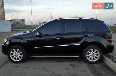 Внедорожник / Кроссовер Mercedes-Benz M-Class 2008 в 