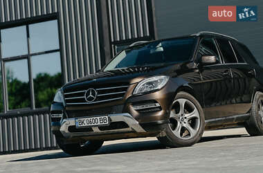 Внедорожник / Кроссовер Mercedes-Benz M-Class 2014 в 