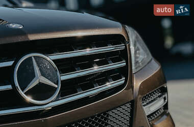 Внедорожник / Кроссовер Mercedes-Benz M-Class 2014 в 