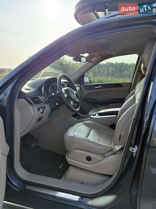 Внедорожник / Кроссовер Mercedes-Benz M-Class 2013 в Львове