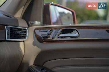 Внедорожник / Кроссовер Mercedes-Benz M-Class 2015 в 