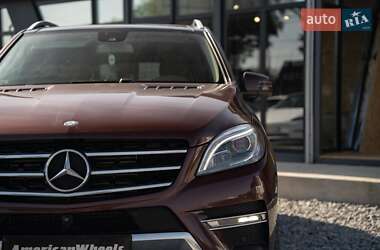Внедорожник / Кроссовер Mercedes-Benz M-Class 2015 в 