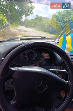 Позашляховик / Кросовер Mercedes-Benz M-Class 1998 в 