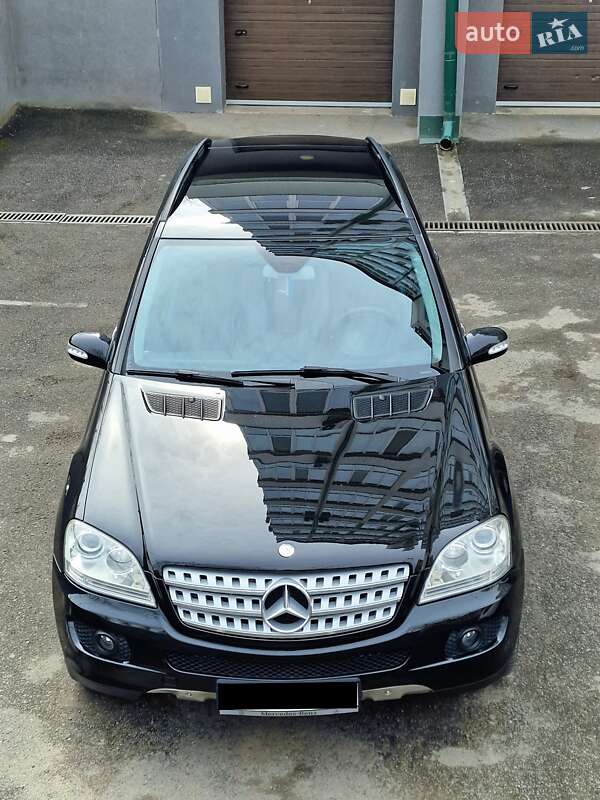 Позашляховик / Кросовер Mercedes-Benz M-Class 2008 в Чернівцях