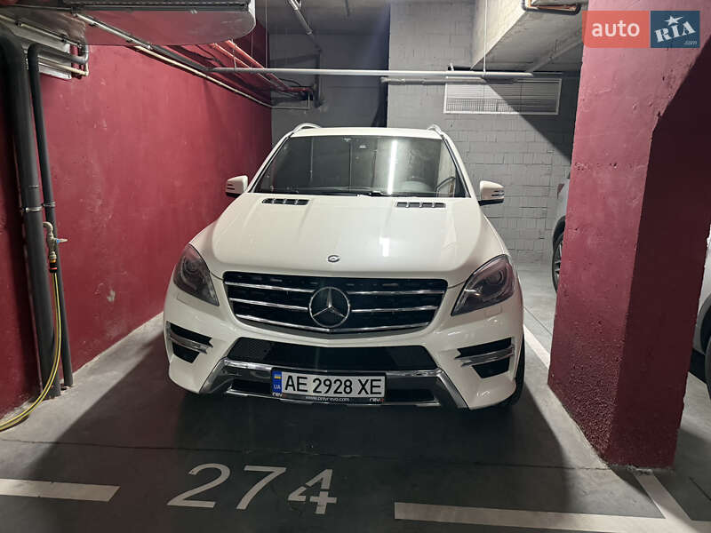 Mercedes-Benz M-Class 2013