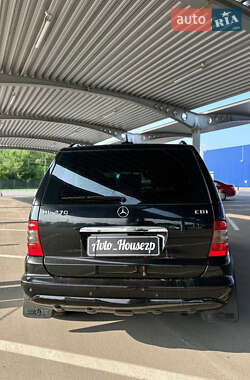 Позашляховик / Кросовер Mercedes-Benz M-Class 2004 в 