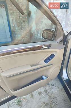 Внедорожник / Кроссовер Mercedes-Benz M-Class 2006 в 