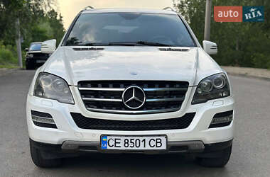 Позашляховик / Кросовер Mercedes-Benz M-Class 2011 в 