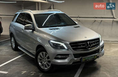 Внедорожник / Кроссовер Mercedes-Benz M-Class 2012 в 